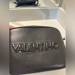 Mario Valentino cámara  crossbody